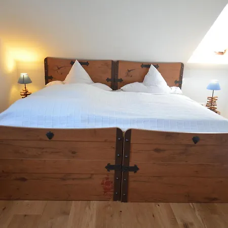 Nordseepirat Haushaelfte Tatil Evi Nordstrand